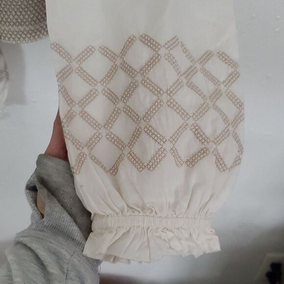 INC Vacay Shop Off The Shoulder Top with Balloon Sleeves & Embroidery Size S - Picture 5 of 13